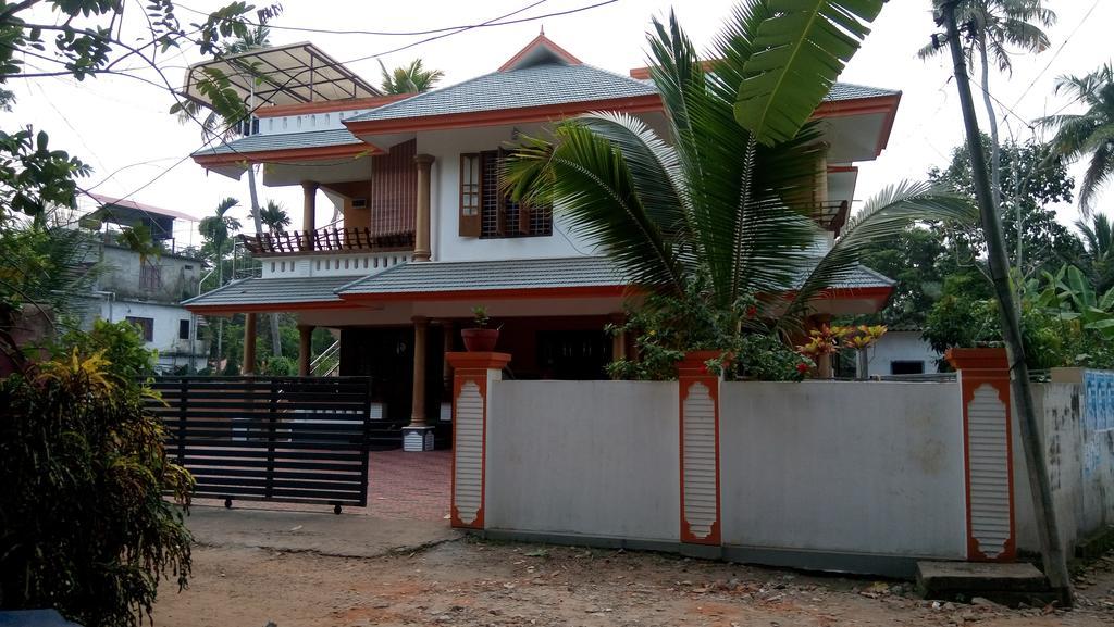 Navendu Home Stay Alappuzha Buitenkant foto