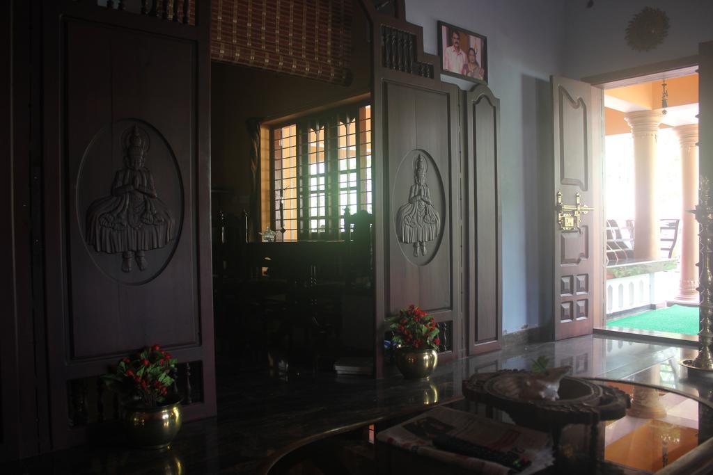 Navendu Home Stay Alappuzha Buitenkant foto
